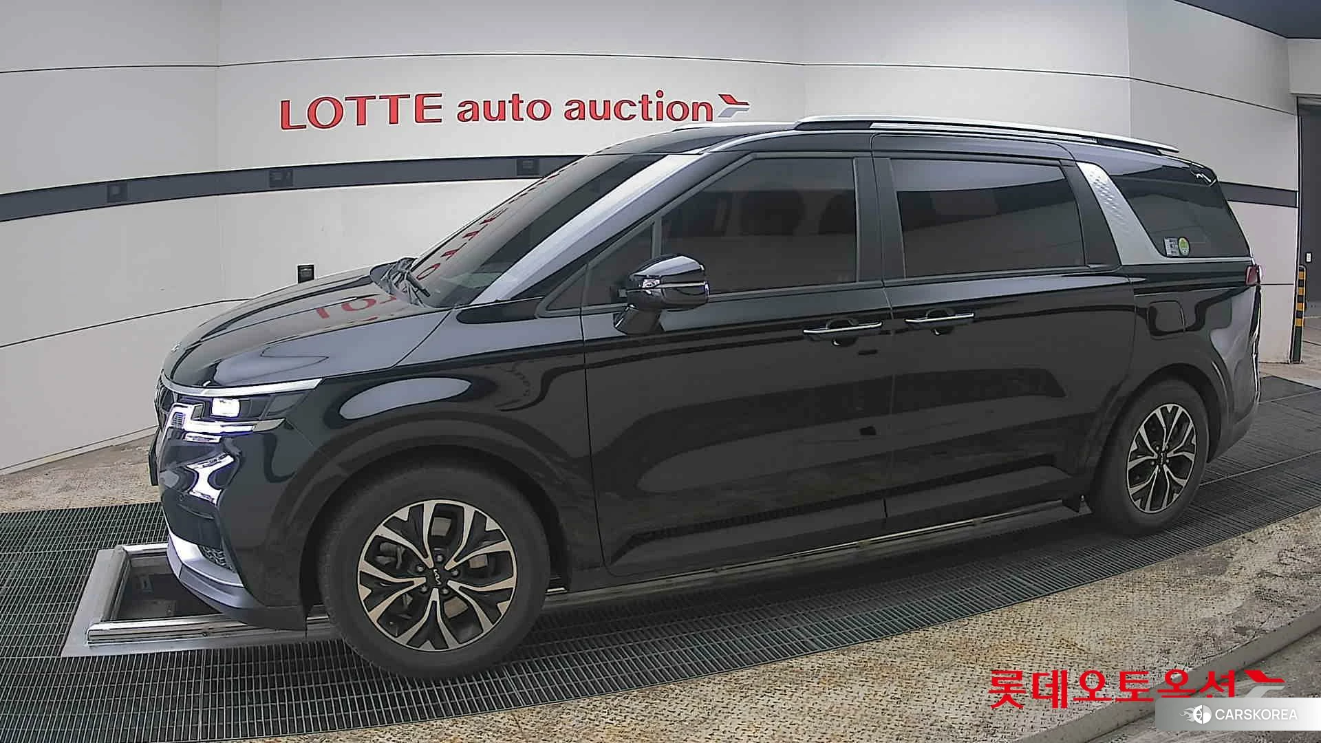 Kia Carnival 2022 Aurora Black Pearl из Кореи, фото 3