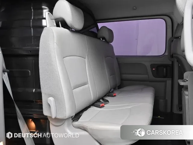 Hyundai The New Grand Starex 2019 Черный из Кореи, фото 3