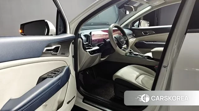 Kia Sportage 5th Generation 2023 Белый из Кореи, фото 3