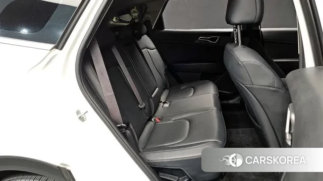Kia Sportage 5th Generation Hybrid 2021 Белый из Кореи, фото 3