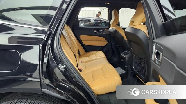 Volvo XC60 second Generation 2020 Черный из Кореи, фото 3