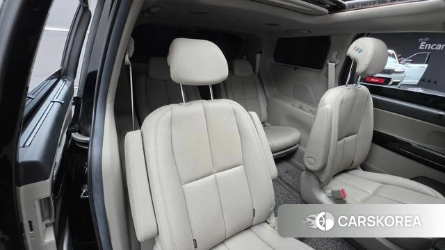 Kia The New Carnival 2019 Черный из Кореи, фото 3