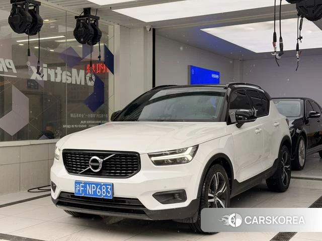 Volvo XC40 2020 Белый из Китая, фото 3