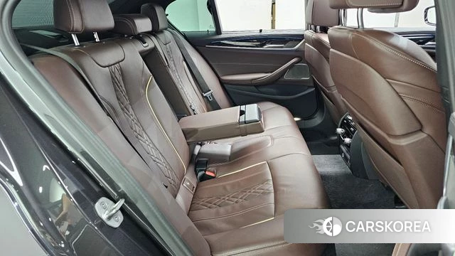 BMW 5 Series (G30) 2022 Серый из Кореи, фото 3