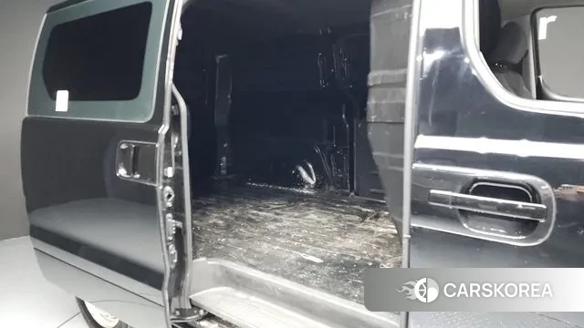 Hyundai The New Grand Starex 2018 Черный из Кореи, фото 3