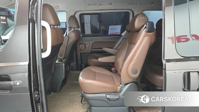 Hyundai The New Grand Starex 2018 Коричневый из Кореи, фото 3