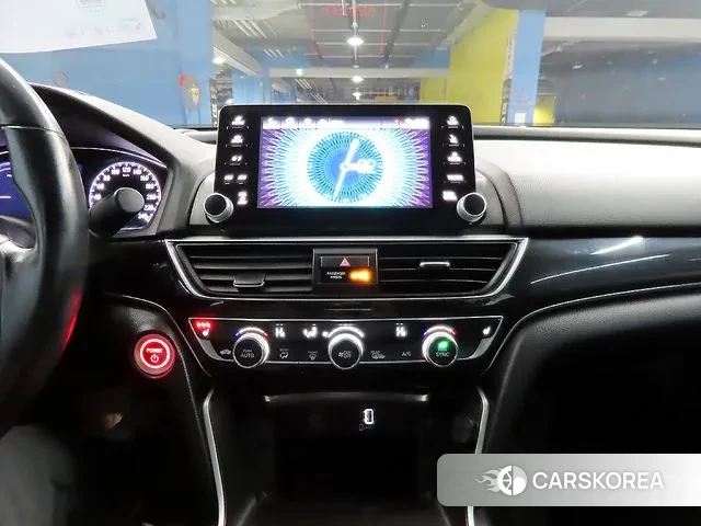 Honda Accord 10th Generation 2019 Серебристо-серый из Кореи, фото 3