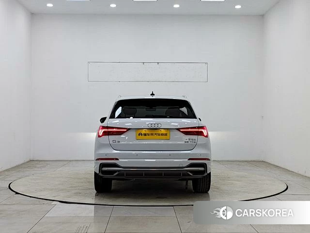 Audi Q3 2022 Белый из Китая, фото 3
