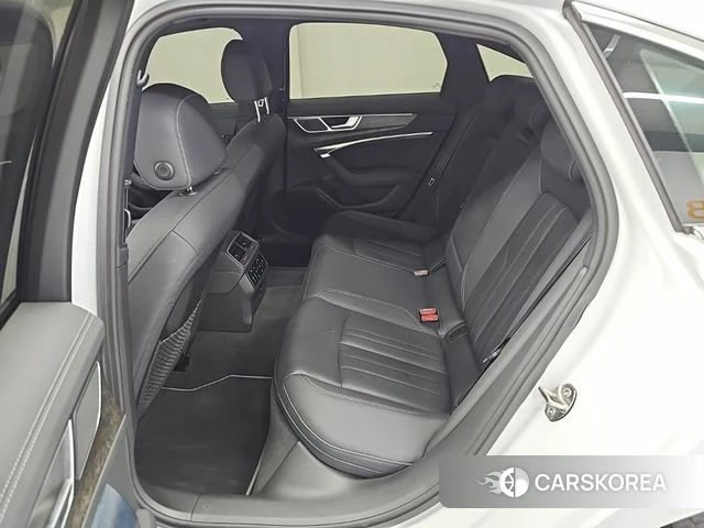 Audi A6 (C8) 2021 Белый из Кореи, фото 3