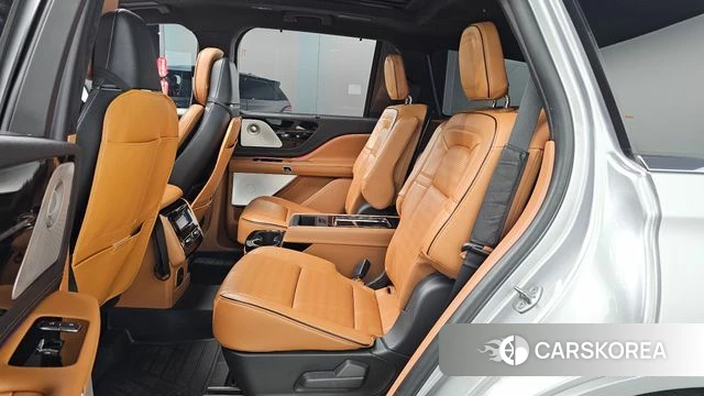 Lincoln Aviator 2nd generation 2022 Серый из Кореи, фото 3