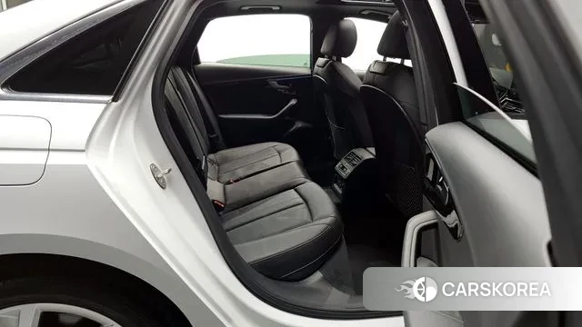 Audi A4 (B9) 2021 Белый из Кореи, фото 3