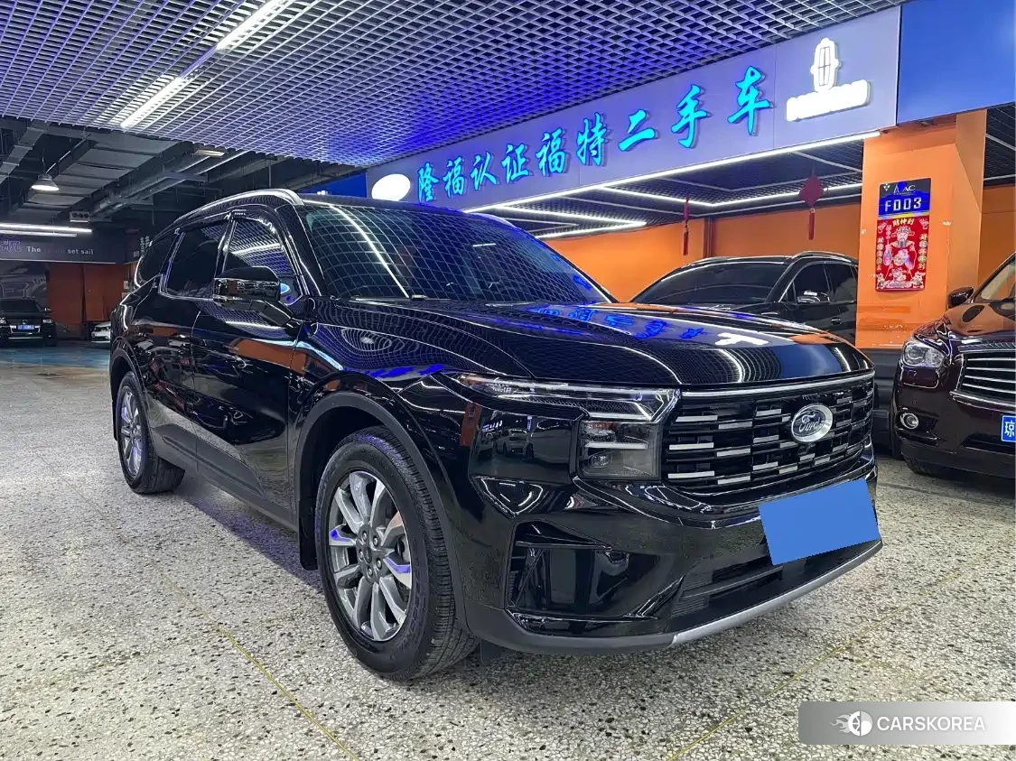 Ford Edge 2025 Черный из Китая, фото 3
