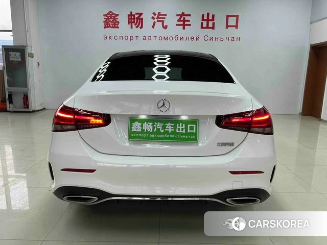 Mercedes-Benz Class A 2022 Белый из Китая, фото 3