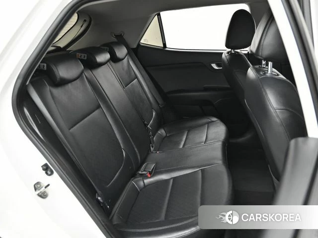 Kia Stonic 2019 Белый из Кореи, фото 3