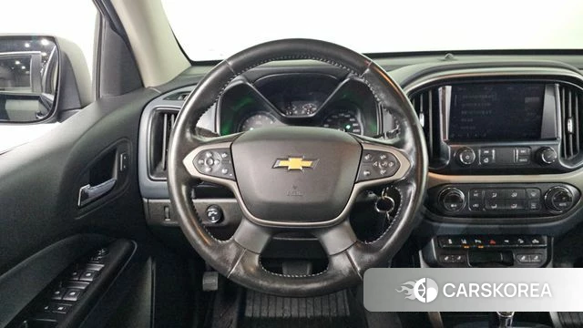 Chevrolet (GM Daewoo) Real New Colorado 2022 Черный из Кореи, фото 3