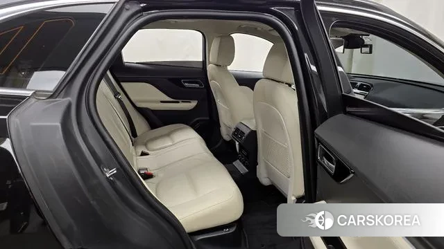 Jaguar F-PACE 2020 Черный из Кореи, фото 3