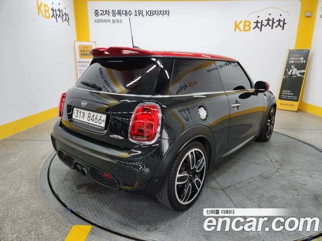 Mini Cooper S 2019 Темно-зеленый из Кореи, фото 3