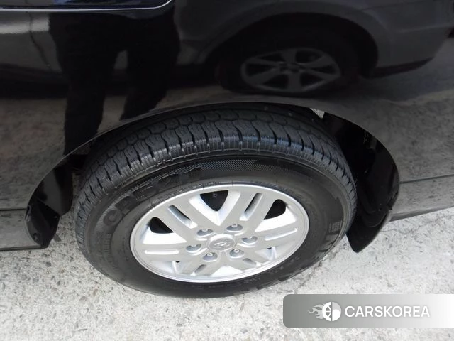 Hyundai The New Grand Starex 2018 Черный из Кореи, фото 3