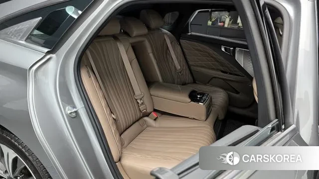 Kia K8 Hybrid 2023 Серебряный из Кореи, фото 3
