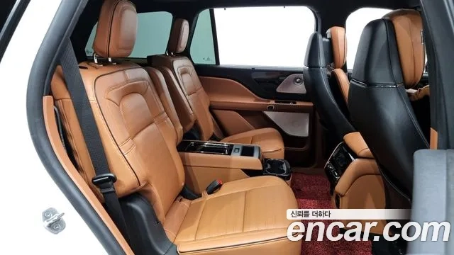Lincoln Aviator 2nd generation 2021 Белый из Кореи, фото 3