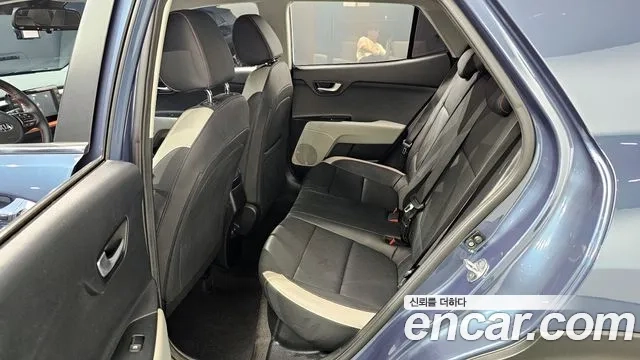 Kia Stonic 2018 Синий из Кореи, фото 3