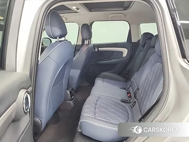 Mini Cooper S Countryman 2023 Серебристо-серый из Кореи, фото 3