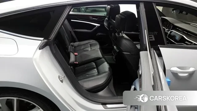 Audi A7 (4K) 2020 Белый из Кореи, фото 3