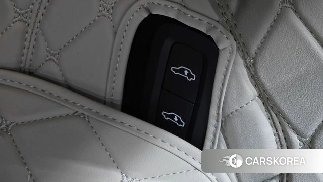 Volvo XC60 second Generation 2025 Белый из Кореи, фото 3