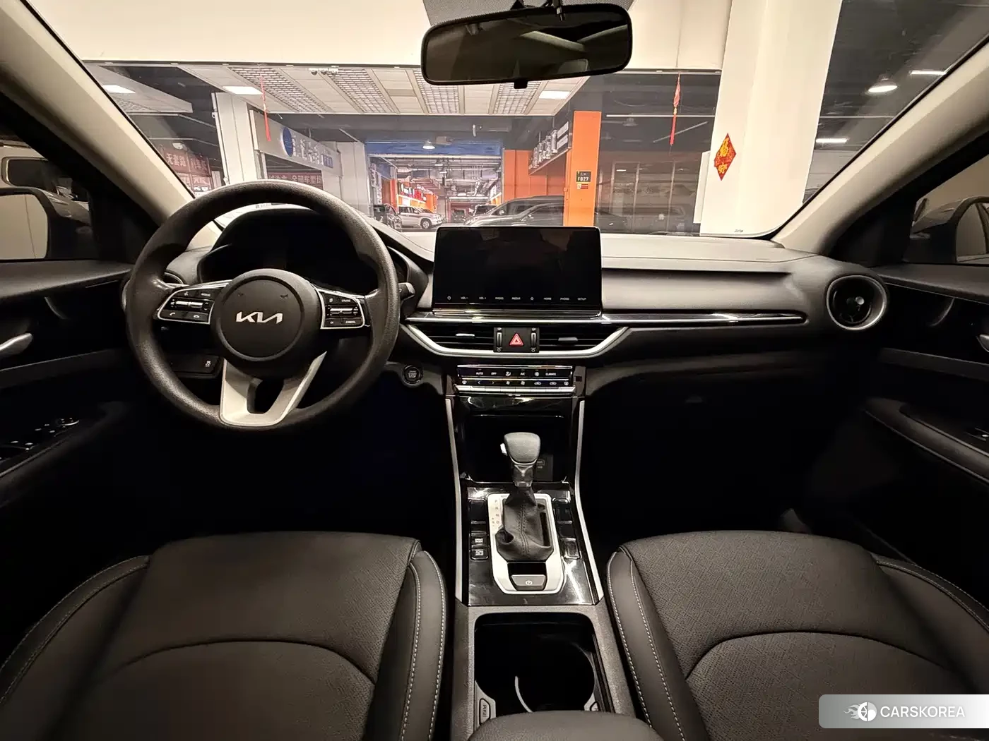 Kia K3 2022 Silver/gray из Китая, фото 3