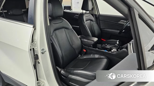 Kia Sportage 5th Generation 2022 Белый из Кореи, фото 3