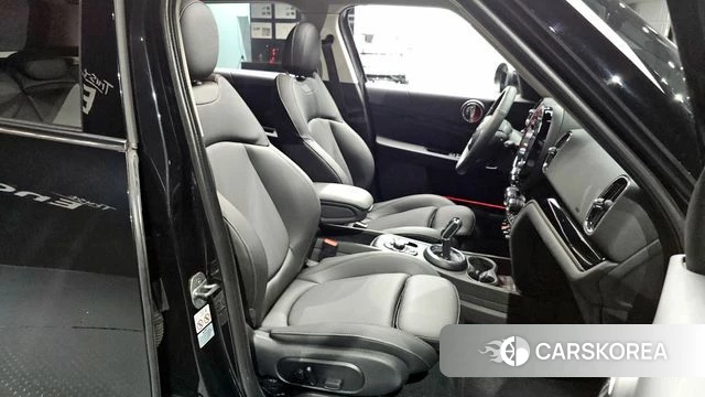 Mini Cooper Countryman 2023 Черный из Кореи, фото 3
