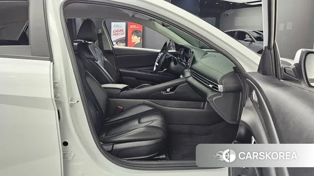 Hyundai Avante Hybrid (CN7) 2022 Белый из Кореи, фото 3