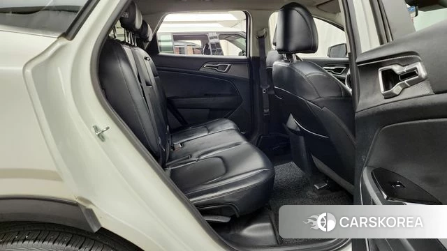 Kia Sportage 5th Generation 2022 Белый из Кореи, фото 3