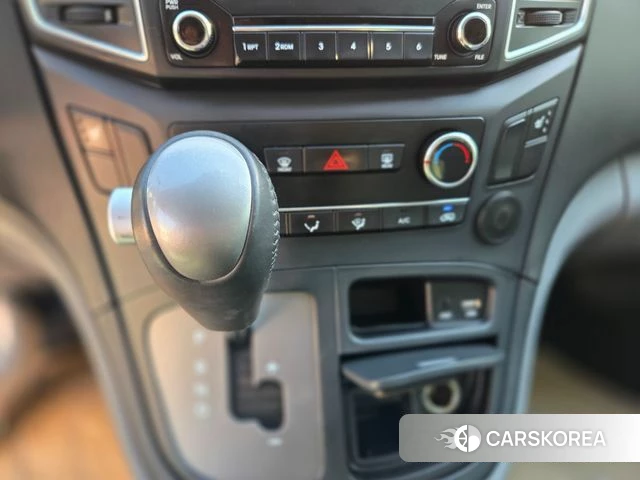 Hyundai The New Grand Starex 2020 Белый из Кореи, фото 3