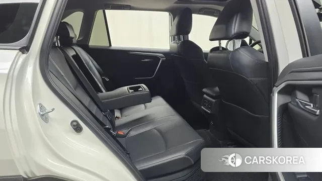 Toyota RAV4 5th Generation 2022 Белый из Кореи, фото 3