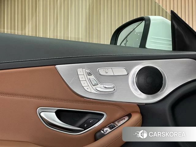 Mercedes-Benz Class C (imported) 2022 Белый из Китая, фото 3