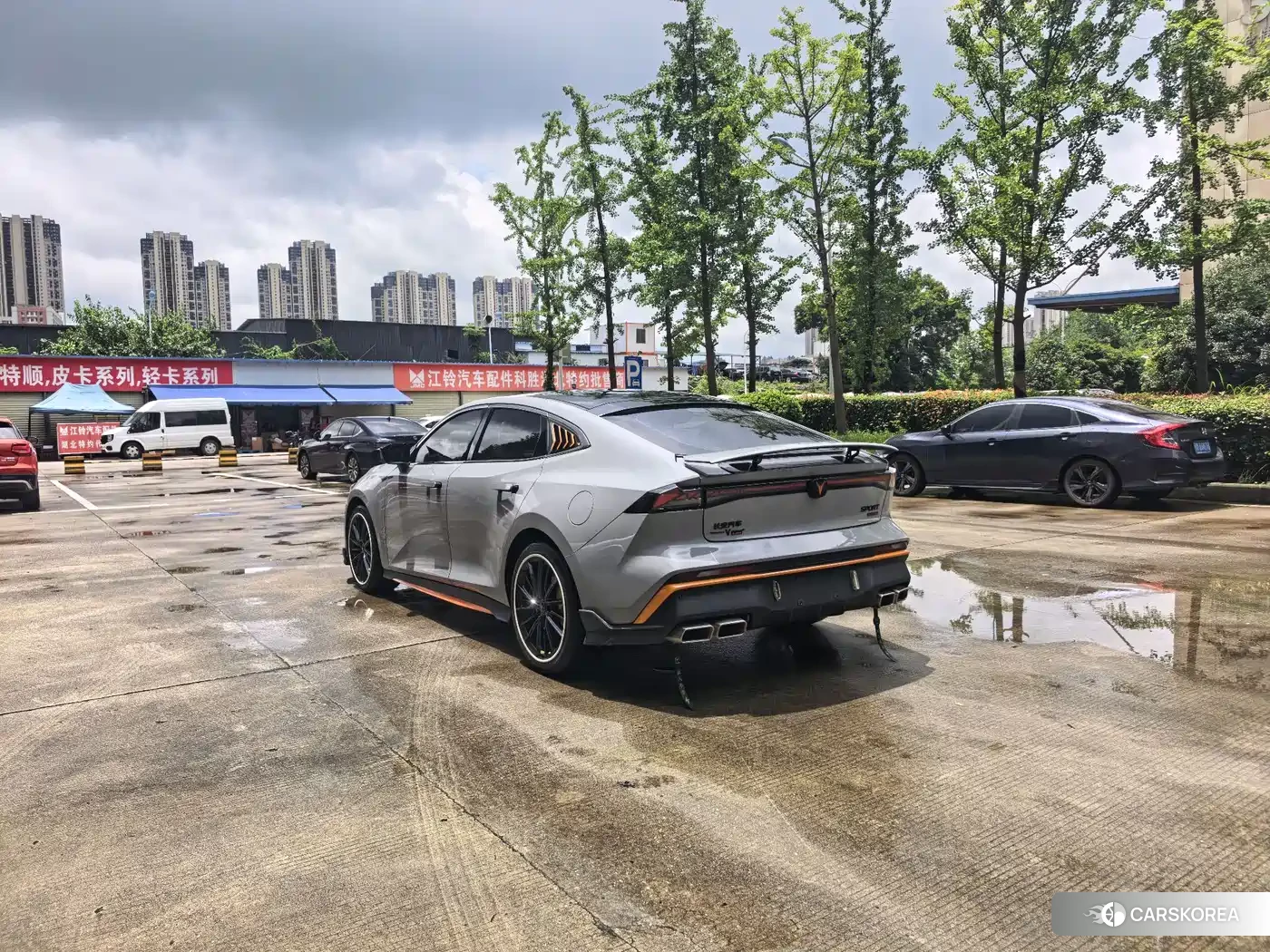 Chang'an Changan UNI-V 2024 Silver/gray из Китая, фото 3