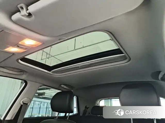 Kia KX1 2024 Белый из Китая, фото 3