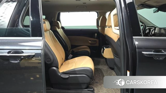 Kia Carnival 4th generation 2023 Серый из Кореи, фото 3