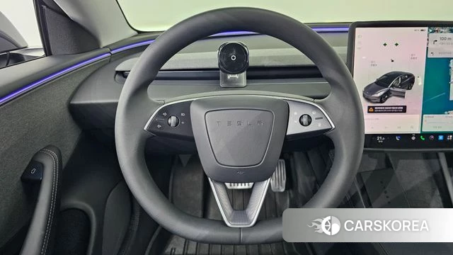 Tesla Model 3 2025 Серый из Кореи, фото 3