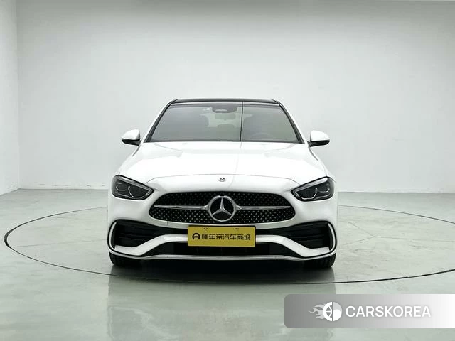 Mercedes-Benz C-class PHEV 2023 Белый из Китая, фото 3