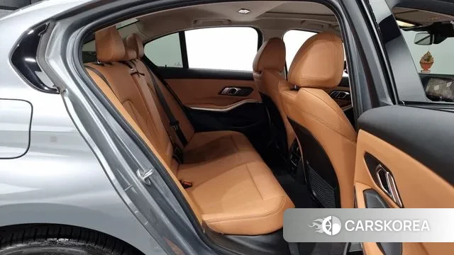 BMW 3 Series (G20) 2023 Серый из Кореи, фото 3