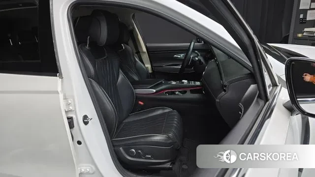 Genesis GV70 2022 Белый из Кореи, фото 3