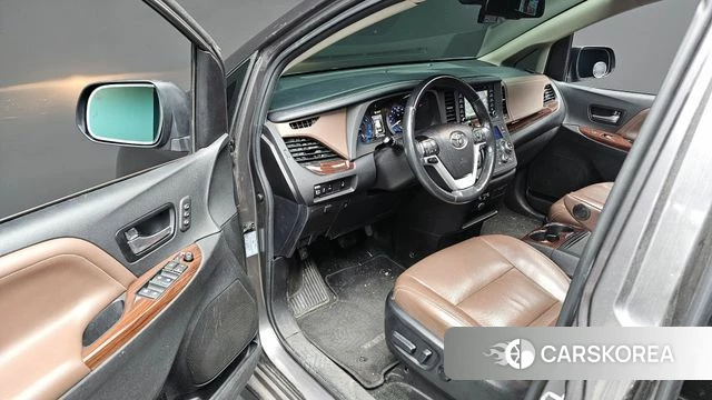 Toyota Sienna 2019 Серый из Кореи, фото 3