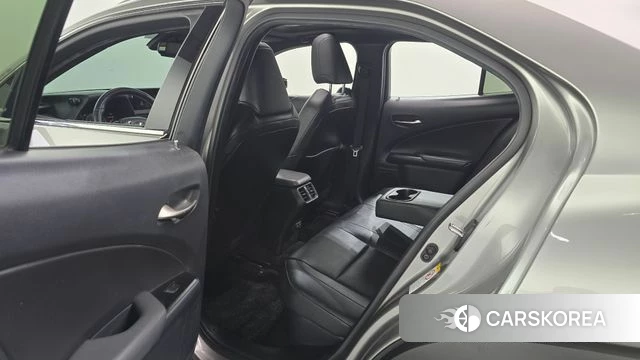 Lexus UX250h 2019 Песочный из Кореи, фото 3