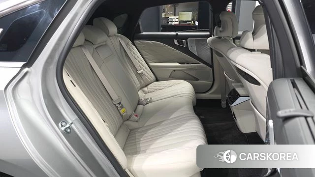 Kia K8 Hybrid 2023 Серебристо-серый из Кореи, фото 3