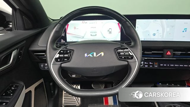 Kia EV6 2023 Белый из Кореи, фото 3