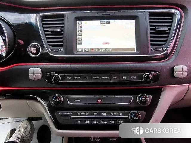 Kia The New Carnival 2018 Белый из Кореи, фото 3