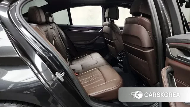 BMW 5 Series (G30) 2021 Серый из Кореи, фото 3