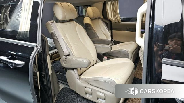 Kia Carnival 4th generation 2022 Черный из Кореи, фото 3